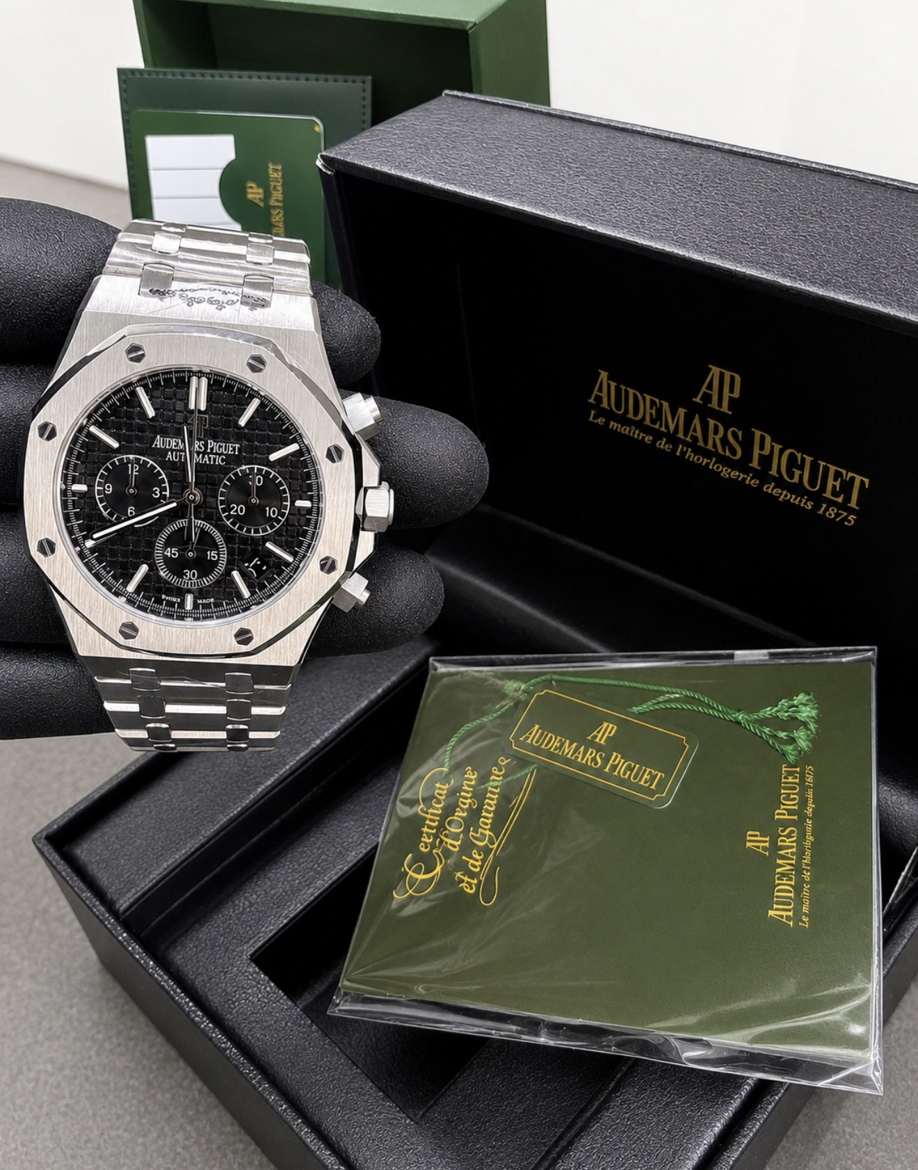 Royal Oak Chronograph — Black Dial / Full Steel